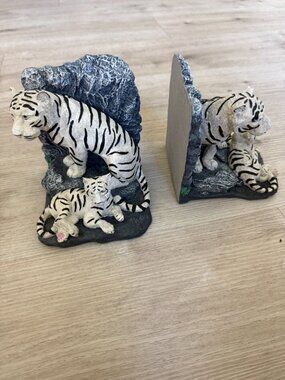 Vintage White Tiger Bookends Resin Cub Safari Wildlife Decor Book Ends Jungle